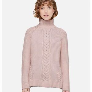 LULU LEMON sweater size 6 like new